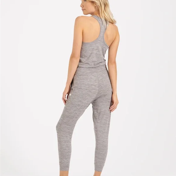 NWT Vuori Lux Jumpsuit Romper Sz L in Clay Heather - Picture 3 of 6